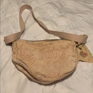 5/$25 sale Juicy couture crossbody bag